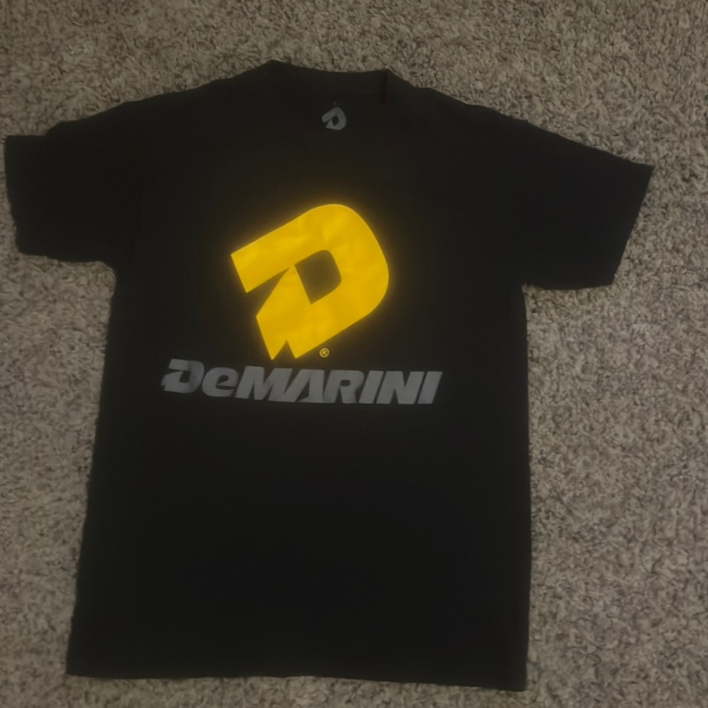 Demarini tee